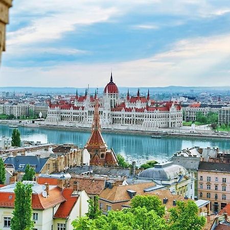 Parisian Soul In The Heart Of Budapest Exterior photo