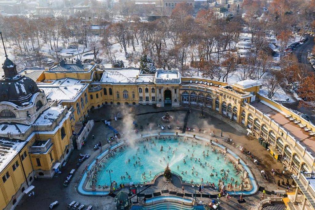 Parisian Soul In The Heart Of Budapest Exterior photo